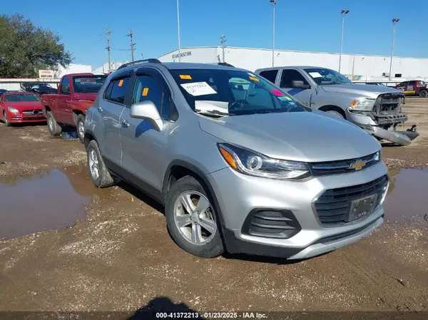 KL7CJLSB9LB027584 2020 CHEVROLET TRAX - Image 1