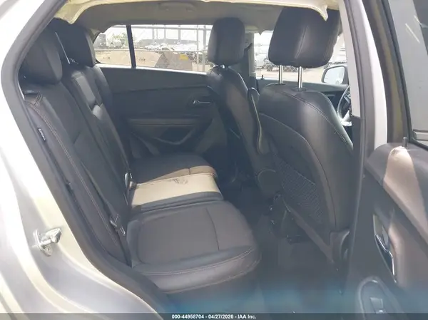 KL7CJLSB9LB039511 2020 CHEVROLET TRAX - Image 8