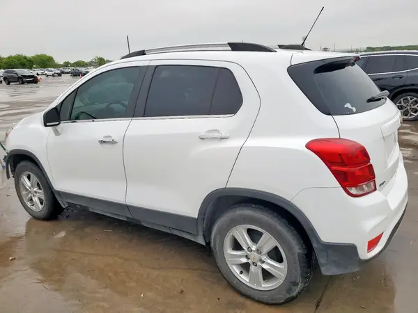 KL7CJLSB9LB048970 2020 CHEVROLET TRAX - Image 2