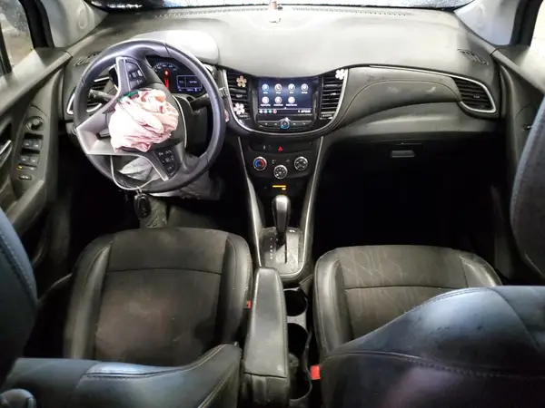 KL7CJLSB9LB085243 2020 CHEVROLET TRAX - Image 8