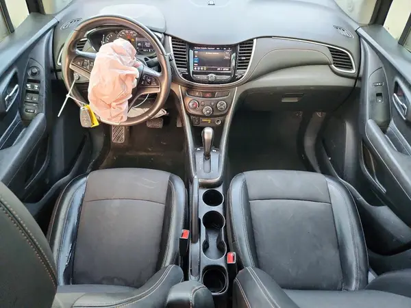 KL7CJLSB9LB093813 2020 CHEVROLET TRAX - Image 8