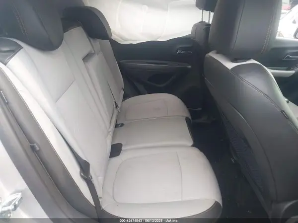 KL7CJLSB9LB316481 2020 CHEVROLET TRAX - Image 8