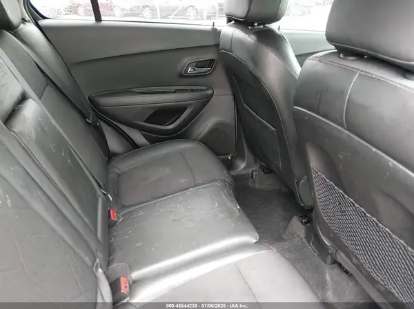 KL7CJLSB9LB332163 2020 CHEVROLET TRAX - Image 8