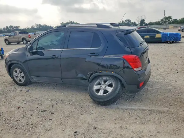 KL7CJLSB9LB333202 2020 CHEVROLET TRAX - Image 2