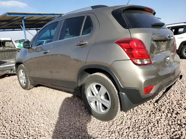 KL7CJLSB9LB353806 2020 CHEVROLET TRAX - Image 2