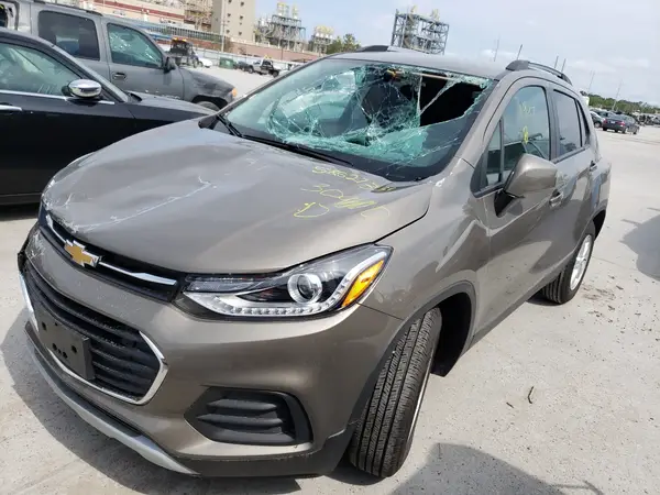 KL7CJLSB9MB309600 2021 CHEVROLET TRAX - Image 2