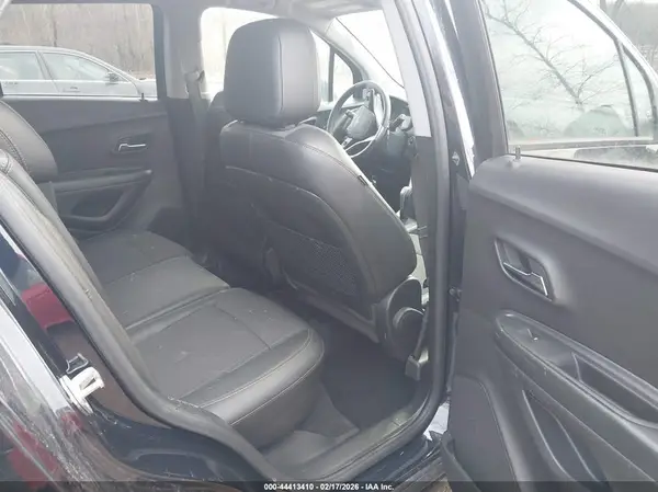 KL7CJLSB9MB315493 2021 CHEVROLET TRAX - Image 8