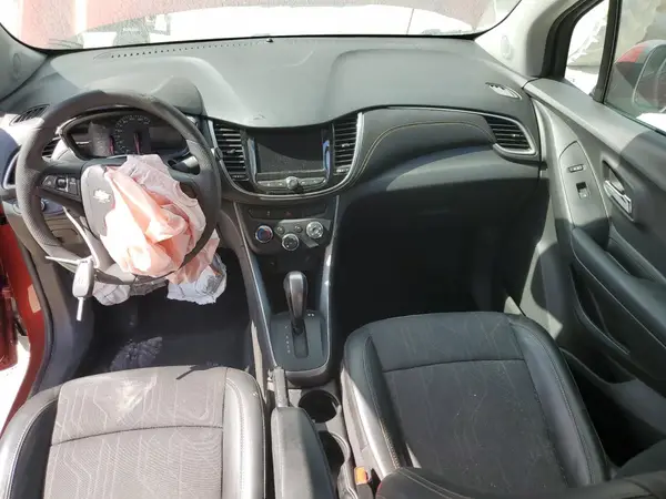 KL7CJLSB9MB316336 2021 CHEVROLET TRAX - Image 8