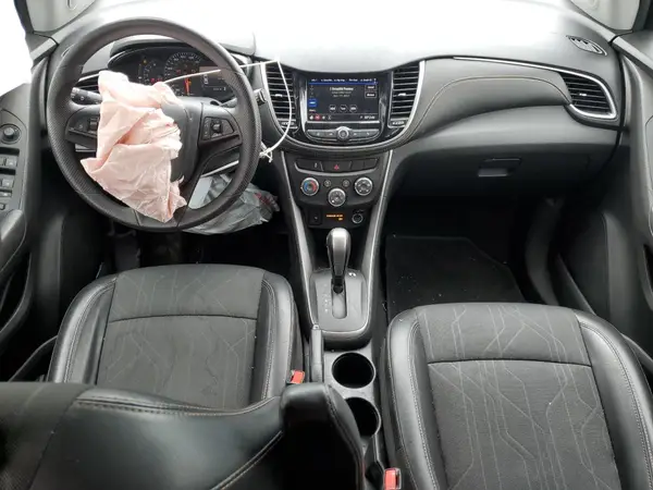 KL7CJLSB9MB317776 2021 CHEVROLET TRAX - Image 8