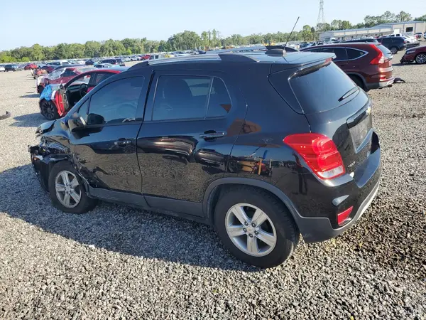 KL7CJLSB9MB325070 2021 CHEVROLET TRAX - Image 2