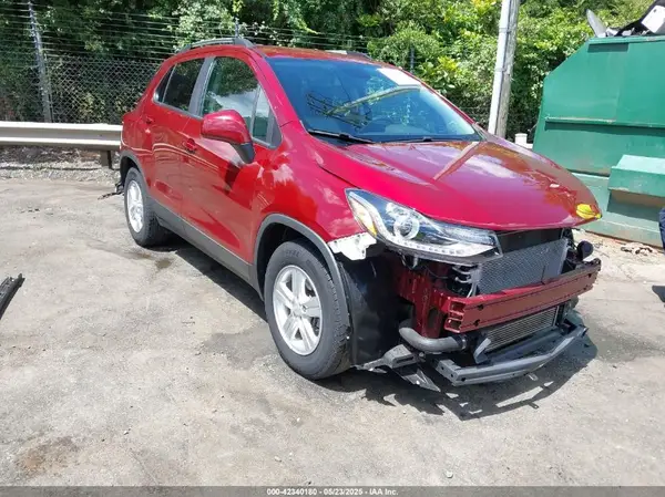 KL7CJLSB9MB329555 2021 CHEVROLET TRAX - Image 1