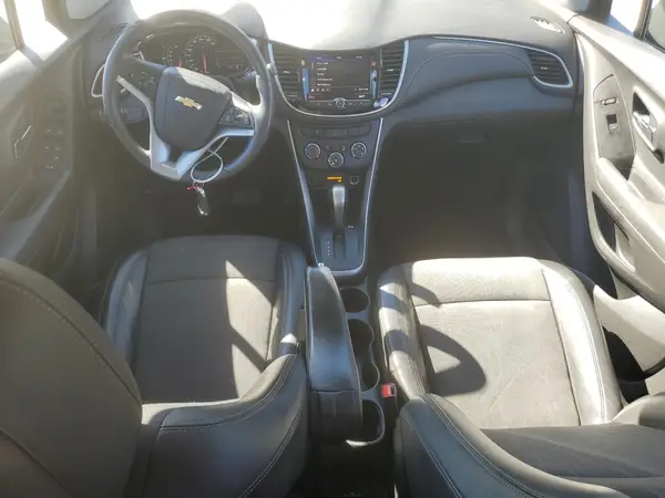 KL7CJLSB9MB330043 2021 CHEVROLET TRAX - Image 8