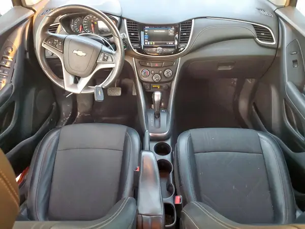KL7CJLSB9MB336327 2021 CHEVROLET TRAX - Image 8