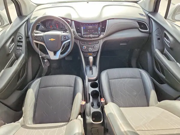 KL7CJLSB9MB336344 2021 CHEVROLET TRAX - Image 8