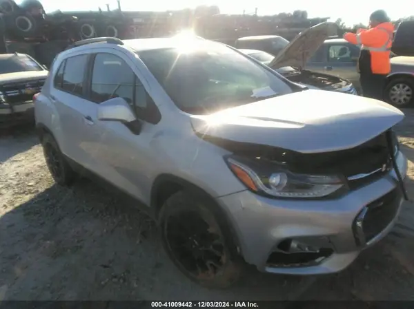 KL7CJLSB9MB341415 2021 CHEVROLET TRAX - Image 1