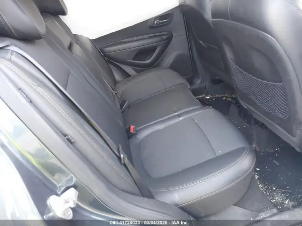KL7CJLSB9MB348283 2021 CHEVROLET TRAX - Image 8