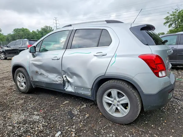 KL7CJLSBXGB533155 2016 CHEVROLET TRAX - Image 2