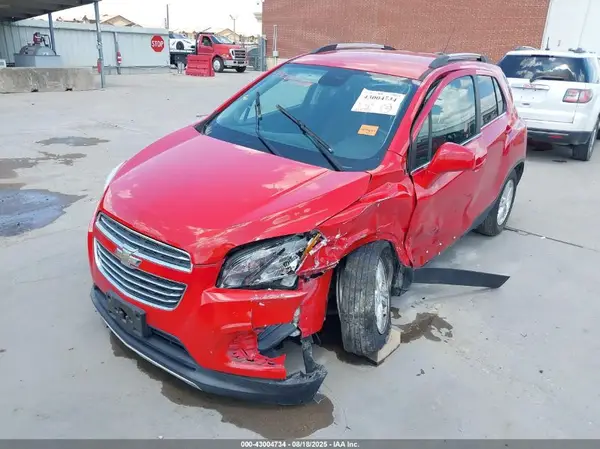 KL7CJLSBXGB538937 2016 CHEVROLET TRAX - Image 2