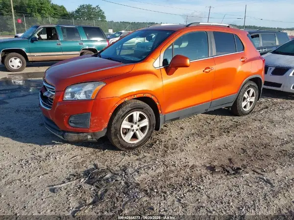 KL7CJLSBXGB698445 2016 CHEVROLET TRAX - Image 2