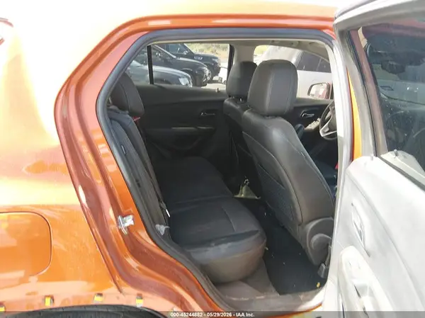 KL7CJLSBXGB701053 2016 CHEVROLET TRAX - Image 8