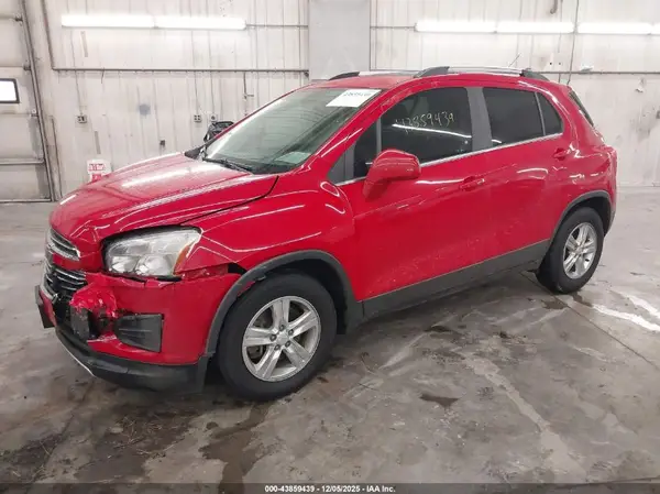 KL7CJLSBXGB735087 2016 CHEVROLET TRAX - Image 2