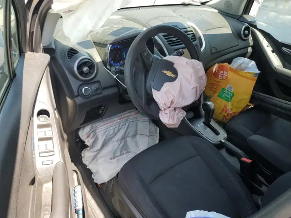 KL7CJLSBXGB748406 2016 CHEVROLET TRAX - Image 8