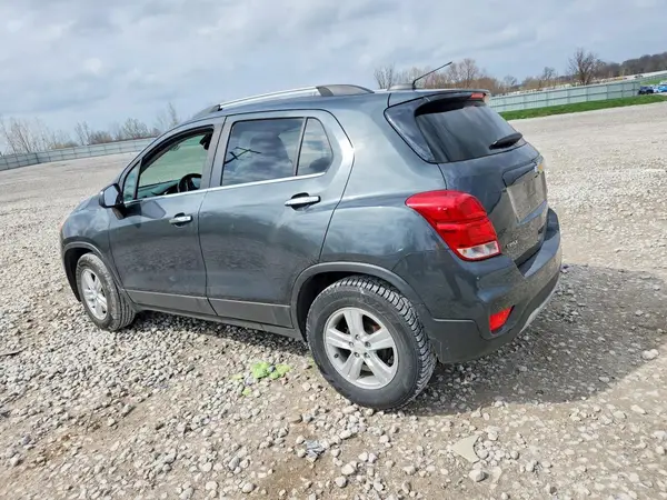 KL7CJLSBXHB159616 2017 CHEVROLET TRAX - Image 2