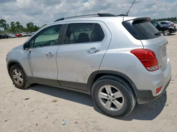 KL7CJLSBXHB185052 2017 CHEVROLET TRAX - Image 2