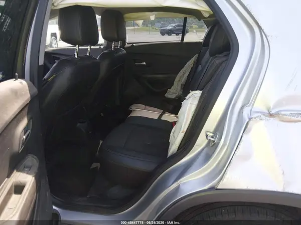 KL7CJLSBXHB235495 2017 CHEVROLET TRAX - Image 8
