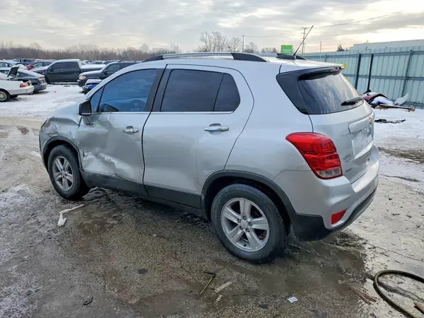 KL7CJLSBXHB248067 2017 CHEVROLET TRAX - Image 2