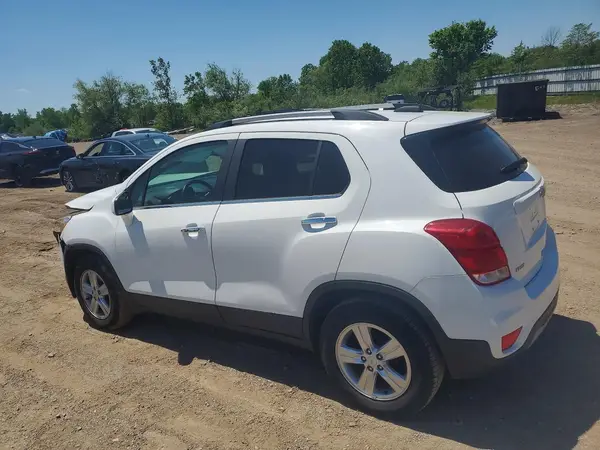 KL7CJLSBXHB259201 2017 CHEVROLET TRAX - Image 2