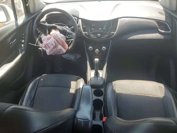 KL7CJLSBXHB259201 2017 CHEVROLET TRAX - Image 8