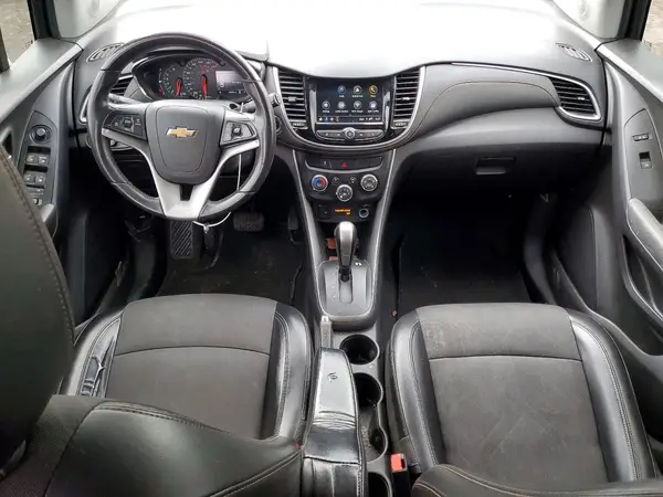 KL7CJLSBXJB511504 2018 CHEVROLET TRAX - Image 8