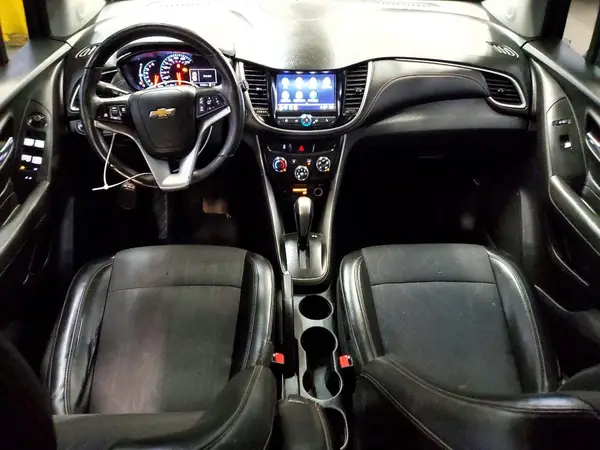 KL7CJLSBXJB565465 2018 CHEVROLET TRAX - Image 8