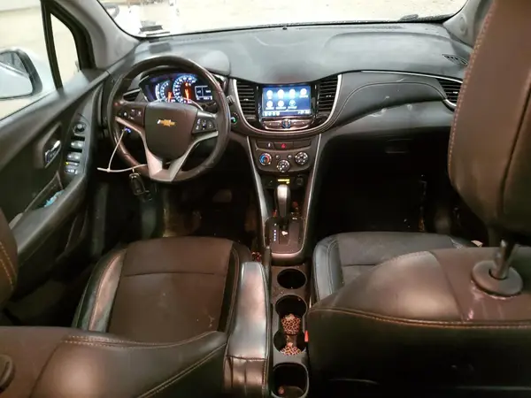 KL7CJLSBXJB599115 2018 CHEVROLET TRAX - Image 8