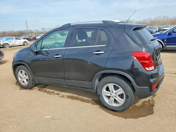 KL7CJLSBXKB726639 2019 CHEVROLET TRAX - Image 2