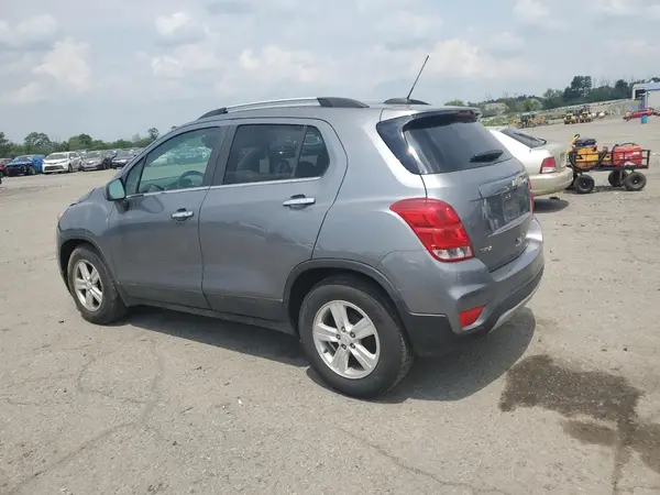 KL7CJLSBXKB748513 2019 CHEVROLET TRAX - Image 2