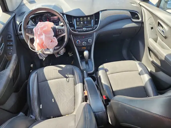 KL7CJLSBXKB828801 2019 CHEVROLET TRAX - Image 8