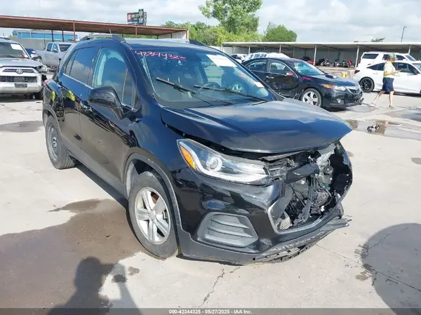 KL7CJLSBXKB847073 2019 CHEVROLET TRAX - Image 1