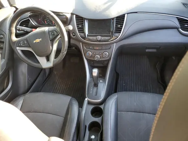 KL7CJLSBXKB879344 2019 CHEVROLET TRAX - Image 8