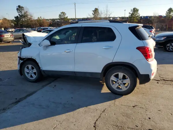 KL7CJLSBXKB893552 2019 CHEVROLET TRAX - Image 2