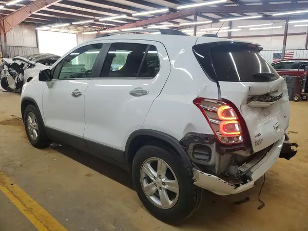 KL7CJLSBXKB894488 2019 CHEVROLET TRAX - Image 2