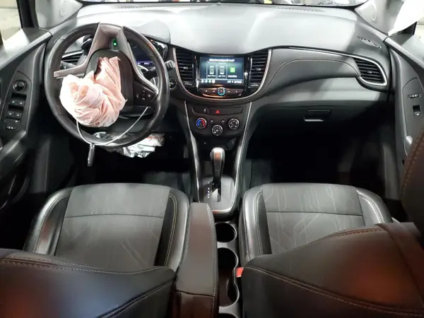 KL7CJLSBXKB916330 2019 CHEVROLET TRAX - Image 8