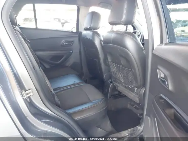 KL7CJLSBXKB928901 2019 CHEVROLET TRAX - Image 8