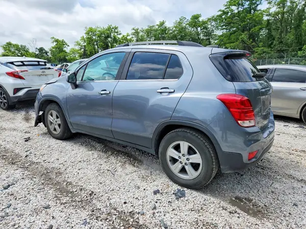 KL7CJLSBXKB932950 2019 CHEVROLET TRAX - Image 2