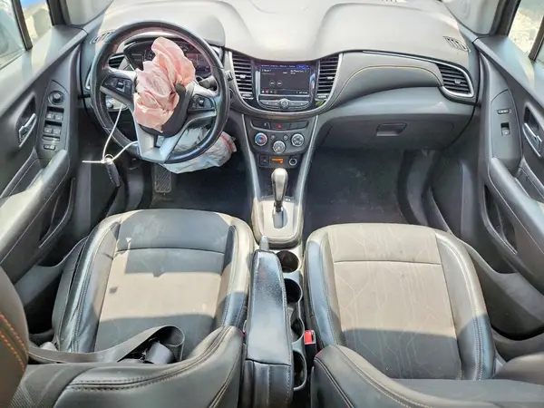 KL7CJLSBXKB932950 2019 CHEVROLET TRAX - Image 8