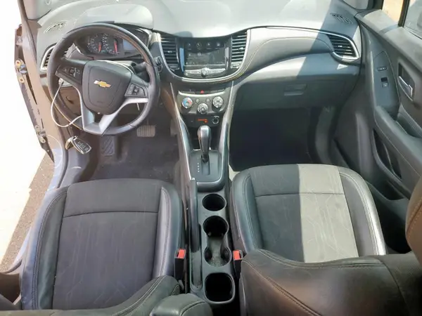 KL7CJLSBXKB948761 2019 CHEVROLET TRAX - Image 8