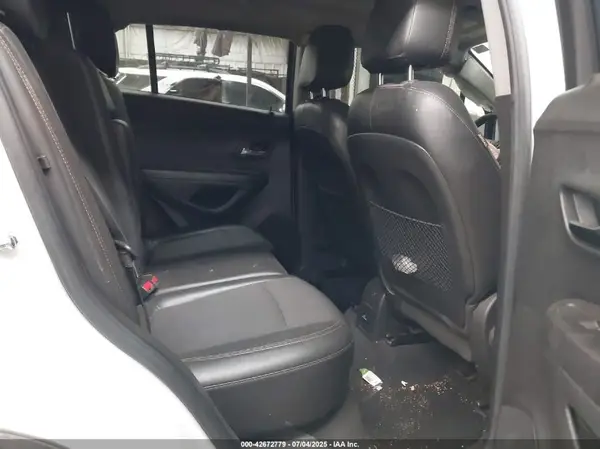 KL7CJLSBXKB953913 2019 CHEVROLET TRAX - Image 8