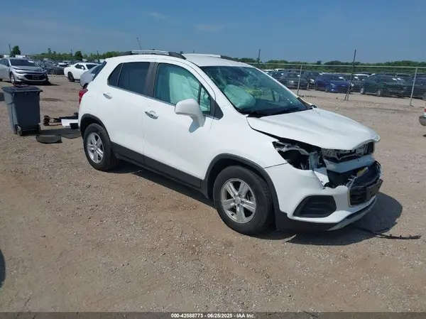 KL7CJLSBXKB963552 2019 CHEVROLET TRAX - Image 1