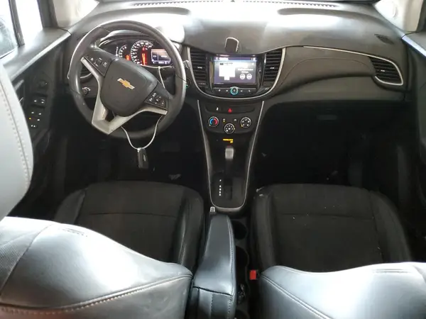 KL7CJLSBXLB002628 2020 CHEVROLET TRAX - Image 8